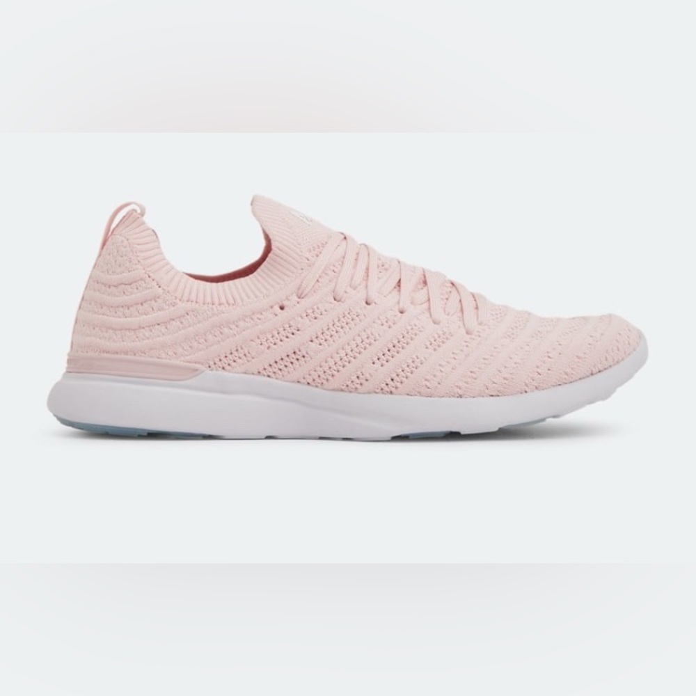 APL womens wave sneaker NWT